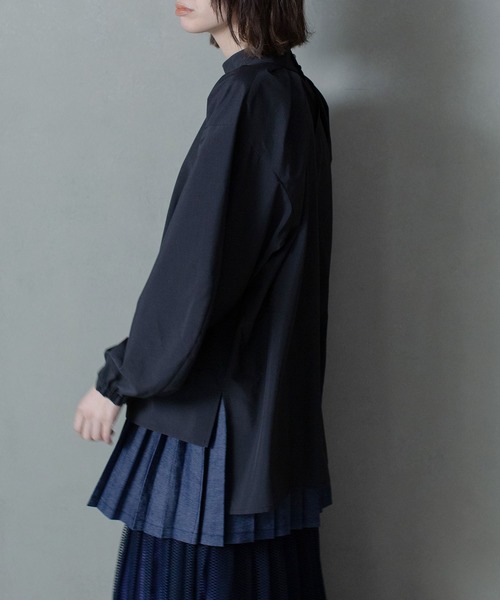 MARECHAL TERRE(マルシャルテル)の「タックブラウス(シャツ/ブラウス・レディース・ホワイト/ブラック/ピンク/ブルー・MEDIUM)」の17枚目の写真