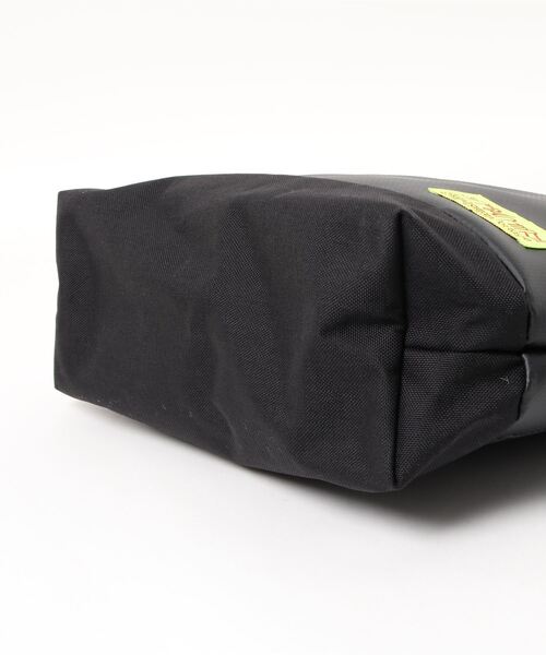 Manhattan Portage（マンハッタンポーテージ）の「Marine Park Flatlands Tote Matte Vinyl 2022（トートバッグ・メンズ・ブラック・MEDIUM）」の19枚目の写真