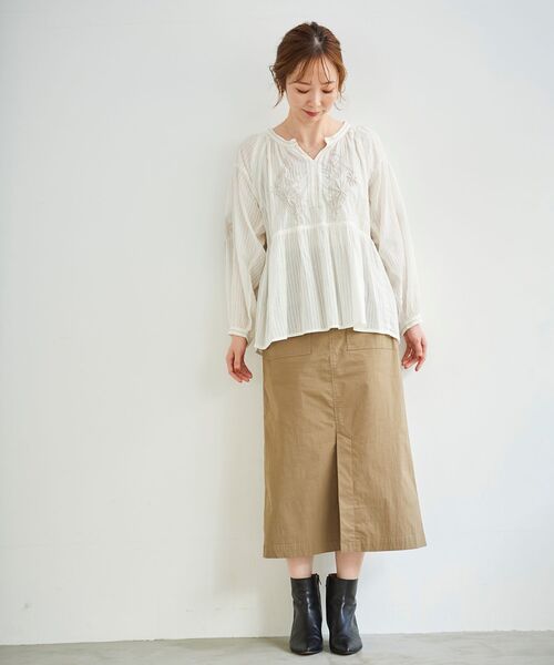 le.coeur blanc(ルクールブラン)の「ドビーエンブロイダリーブラウス(シャツ/ブラウス・レディース・ブラック/オフホワイト・38)」の13枚目の写真