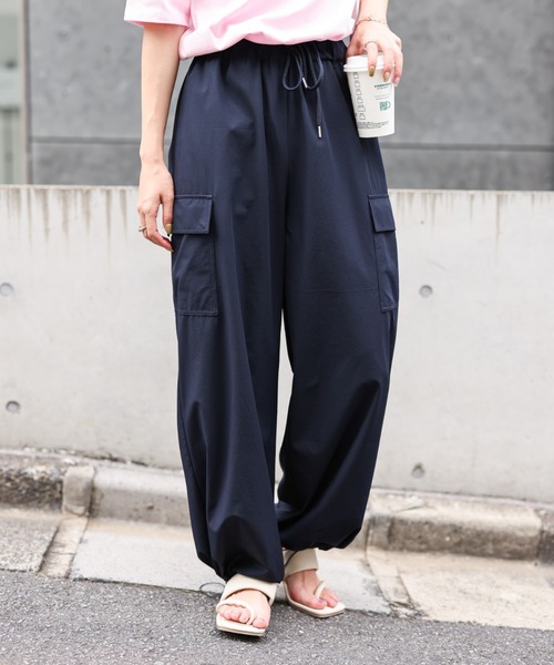 COLONY 2139(コロニートゥーワンスリーナイン)の「ナイロンパラシュートパンツ(その他パンツ・レディース・ネイビー/オフホワイト/ピンク・FREE)」の2枚目の写真