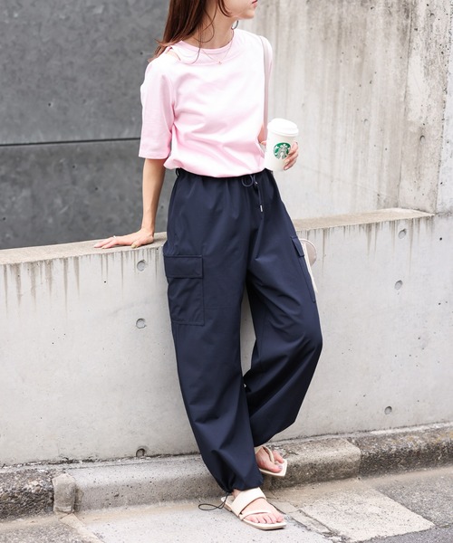 COLONY 2139(コロニートゥーワンスリーナイン)の「ナイロンパラシュートパンツ(その他パンツ・レディース・ネイビー/オフホワイト/ピンク・FREE)」の19枚目の写真