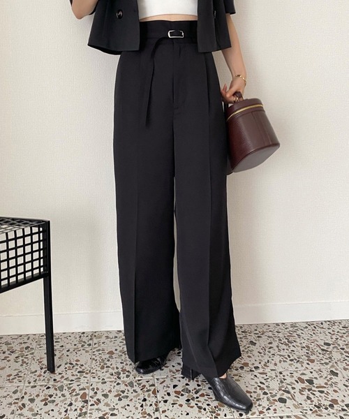 one after another NICE CLAUP(ワンアフターアナザーナイスクラップ)の「【セットアップあり】サイドスリット入りワイドスラックスパンツ(スラックス・レディース・ブラック/ピンク/黄緑系・SMALL/MEDIUM)」の3枚目の写真