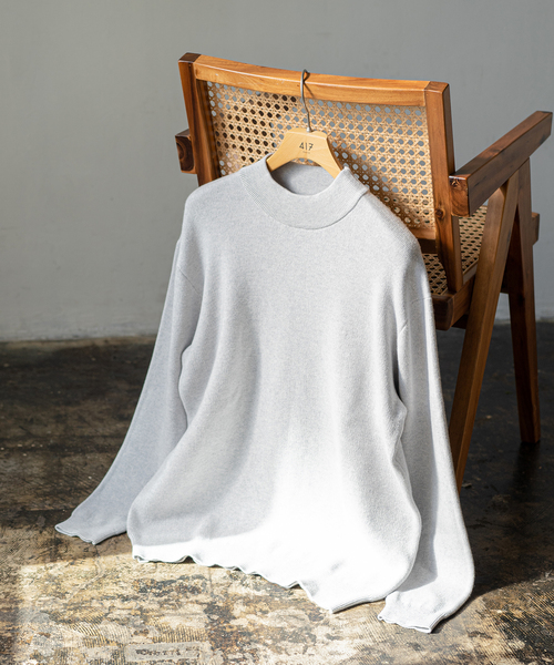 417 EDIFICE（フォーワンセブンエディフィス）の「コットンカシミヤ モックネックニット（ニット/セーター・メンズ・ブルー/ブラウン/オレンジ/ブラック/グリーン/グレー・X-LARGE/MEDIUM/SMALL/LARGE）」の3枚目の写真