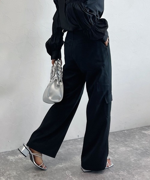 PAGEBOY（ページボーイ）の「CORE / ステッチワークカーゴパンツ（カーゴパンツ・レディース・ブラック/オフホワイト・S/M）」の15枚目の写真