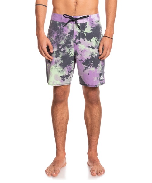 Quiksilver（クイックシルバー）の「SURFSILK ACID WASH 1/クイックシルバーサーフトランクス・ボードショーツ(水着)（水着・メンズ・グリーン・30inch/34inch/29inch/31inch/32inch/36inch/28inch）」の2枚目の写真