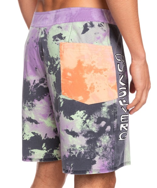 Quiksilver（クイックシルバー）の「SURFSILK ACID WASH 1/クイックシルバーサーフトランクス・ボードショーツ(水着)（水着・メンズ・グリーン・30inch/34inch/29inch/31inch/32inch/36inch/28inch）」の6枚目の写真