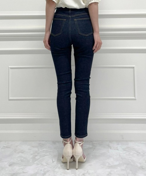 ROYAL PARTY（ロイヤルパーティー）の「ベーシックデニムスキニーパンツ（デニムパンツ・レディース・ネイビー/ブラック・マルチサイズ）」の4枚目の写真