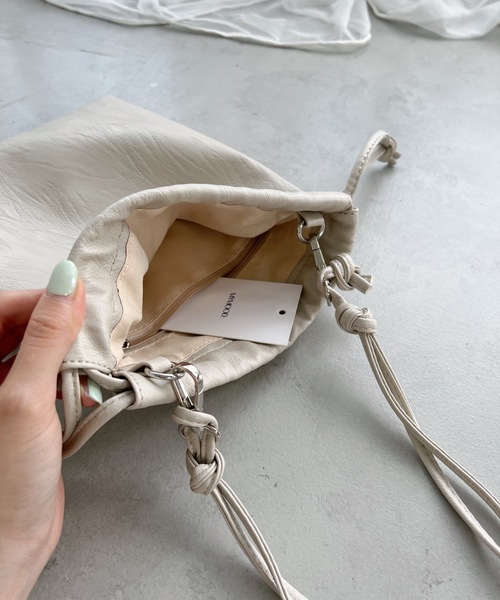 MYMOOD.（マイムード）の「2WAY巾着ミニショルダーバッグ（ショルダーバッグ・レディース・ブラック/アイボリー/ベージュ/シルバー・FREE）」の17枚目の写真