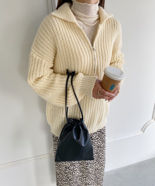 MYMOOD.（マイムード）の「2WAY巾着ミニショルダーバッグ（ショルダーバッグ・レディース・ブラック/アイボリー/ベージュ/シルバー・FREE）」の15枚目の写真