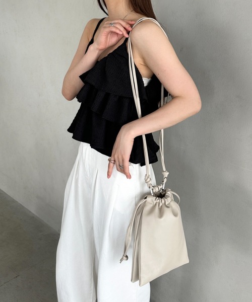 MarchAprilMay ショルダーバッグ定価13,200円＋巾着袋 クロエ Chloe CHC23AP844I31 ショルダーバッグ レディース