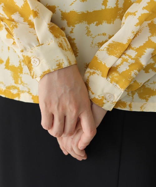 vingtrois（バントロア）の「【vingtrois】ニュアンス柄アシメレイヤードハイネックブラウス（シャツ/ブラウス・レディース・ブラック/グリーン/マスタード・M）」の11枚目の写真