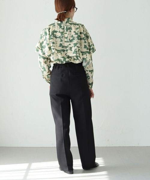 vingtrois（バントロア）の「【vingtrois】ニュアンス柄アシメレイヤードハイネックブラウス（シャツ/ブラウス・レディース・ブラック/グリーン/マスタード・M）」の21枚目の写真