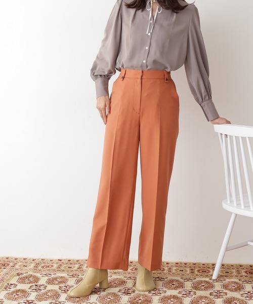 N.（N. Natural Beauty Basic）（エヌエヌナチュラルビューティーベーシック）の「【松井愛莉さん着用】◆ボタンループストレートパンツ（その他パンツ・レディース・グレー/オレンジ/ブルー・MEDIUM）」の5枚目の写真