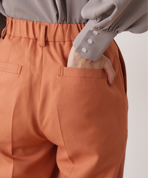 N.（N. Natural Beauty Basic）（エヌエヌナチュラルビューティーベーシック）の「【松井愛莉さん着用】◆ボタンループストレートパンツ（その他パンツ・レディース・グレー/オレンジ/ブルー・MEDIUM）」の7枚目の写真