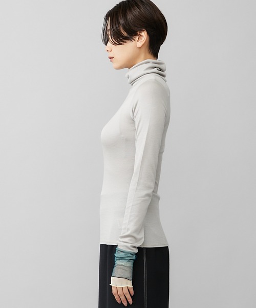 FILL THE BILL(フィルザビル)の「【FILL THE BILL(フィルザビル)】SHEER TURTLE NECK(Tシャツ/カットソー・レディース・ダークブラウン/グレー・1)」の7枚目の写真