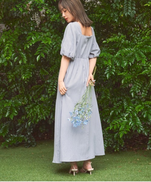 N WITH.（エヌウィズ）の「パフスリーブワンピース（ワンピース・レディース・ベージュ/ブラック/ブルー・FREE）」の8枚目の写真