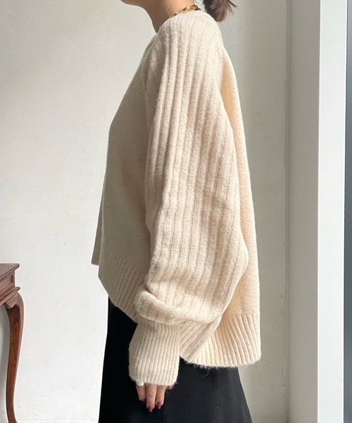 DouDou(ドゥドゥ)の「【WEB限定】リブ切替ワイドラグランプルオーバー(ニット/セーター・レディース・アイボリー/チャコールグレー/キャメル/グレー・FREE)」の21枚目の写真