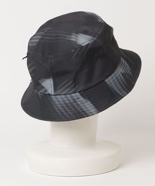 A BATHING APE（アベイシングエイプ）の「STROKE CAMO POCKET BUCKET HAT M（ハット・メンズ・ブラック/レッド・LARGE/MEDIUM）」の9枚目の写真