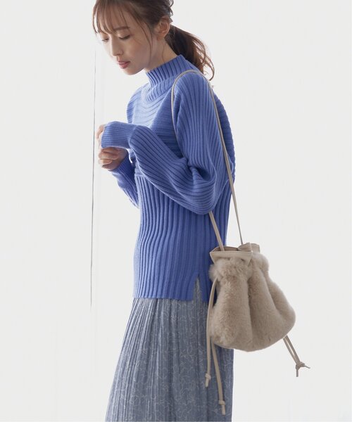 ikka(イッカ)の「エコファー巾着2WAYショルダーバッグ(ショルダーバッグ・レディース・ダークグリーン/オフホワイト/マスタード・FREE)」の17枚目の写真
