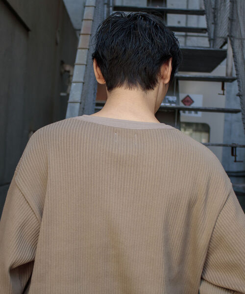GLOSTER(グロスター)の「【GLOSTER/グロスター】ARMY RIB ヘンリーネックロンT(Tシャツ/カットソー・メンズ・キナリ/ベージュ/チャコールグレー・M/L)」の11枚目の写真