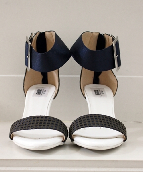 LE TALON(ルタロン)の「◆Le Talon GRISE ◆◇ 7CMフトアンクルベルトサンダル(サンダル・レディース・ブラック/カーキ/キャメル・37.5/36.5/35.5)」の9枚目の写真