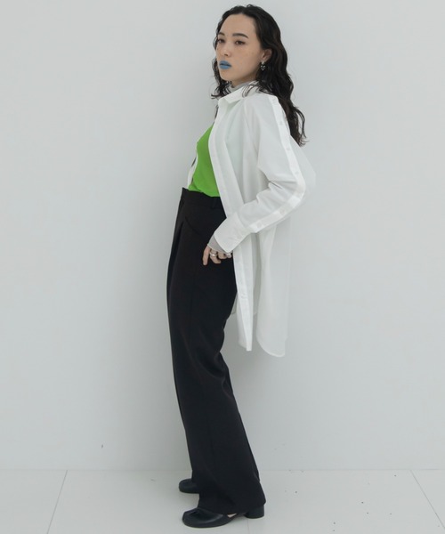 VACANCY（ヴァカンシー）の「マルチウェイショルダーオープンシャツ（シャツ/ブラウス・レディース・イエロー/ホワイト/ブルー・FREE）」の12枚目の写真