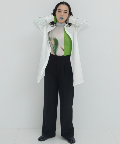 VACANCY（ヴァカンシー）の「マルチウェイショルダーオープンシャツ（シャツ/ブラウス・レディース・イエロー/ホワイト/ブルー・FREE）」の11枚目の写真