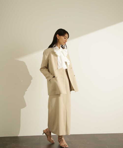 NATURAL BEAUTY BASIC(ナチュラルビューティーベーシック)の「ツイードボクシーノーカラージャケット(ノーカラージャケット・レディース・ベージュ系その他/ブラウン系その他・SMALL/MEDIUM)」の4枚目の写真