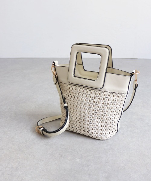 MIAN （ミアン）の「メッシュ合皮2wayハンドバッグ（ハンドバッグ・レディース・ベージュ/イエロー/グリーン/アイボリー・FREE）」の2枚目の写真