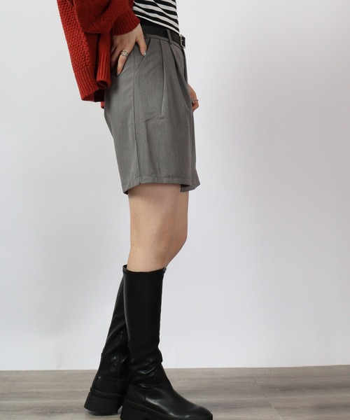 spiritoso（スピリトーゾ）の「spiritoso ベルト付きポケットショートパンツ（その他パンツ・レディース・グレー・M/L）」の3枚目の写真