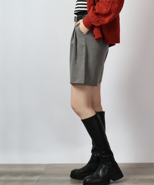 spiritoso（スピリトーゾ）の「spiritoso ベルト付きポケットショートパンツ（その他パンツ・レディース・グレー・M/L）」の4枚目の写真