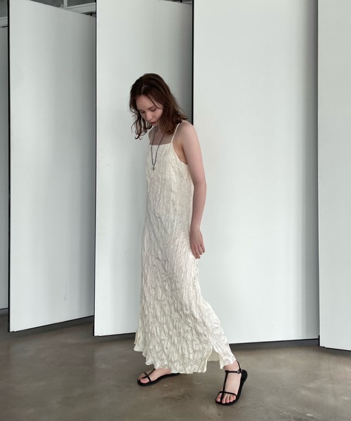 Didot.showroom(ディドット ショールーム)の「【DIDOT.】しわ加工スクエアキャミワンピ(ワンピース・レディース・ブラック/クリーム/ブラウン/ミント・FREE)」の16枚目の写真