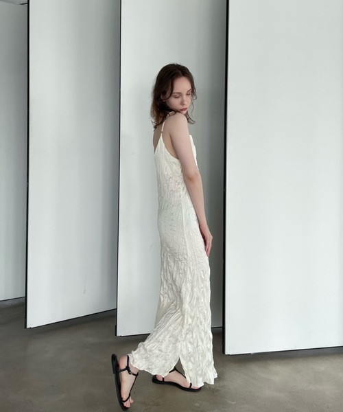 Didot.showroom(ディドット ショールーム)の「【DIDOT.】しわ加工スクエアキャミワンピ(ワンピース・レディース・ブラック/クリーム/ブラウン/ミント・FREE)」の15枚目の写真