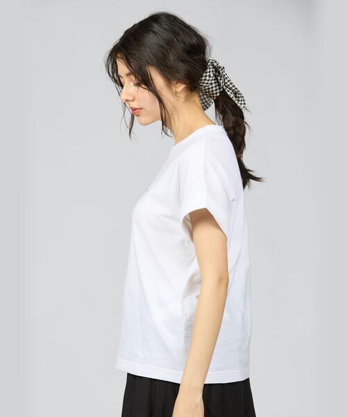 To b. by agnes b.（トゥービーバイアニエスベー）の「WT13 TS マカロンロゴTシャツ（Tシャツ/カットソー・レディース・ホワイト・38/40）」の16枚目の写真