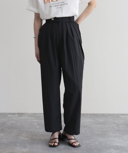 fredy emue(フレディエミュ)の「ナイロンボリュームタックパンツ(その他パンツ・レディース・ブラック/イエロー/ピンク/アイボリー・38/36)」の22枚目の写真