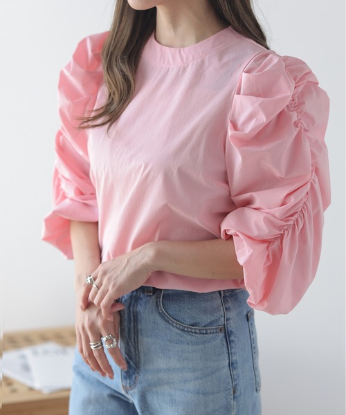 La-gemme(ラジェム)の「ギャザースリーブブラウス(シャツ/ブラウス・レディース・ピンク・フリー)」の1枚目の写真