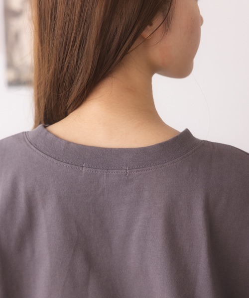 Eclat one(エクラワン)の「夏の大人カジュアル オーバーサイズ フレンチスリーブ Tシャツ(Tシャツ/カットソー・レディース・チャコール/ブラック/オフホワイト・FREE)」の19枚目の写真