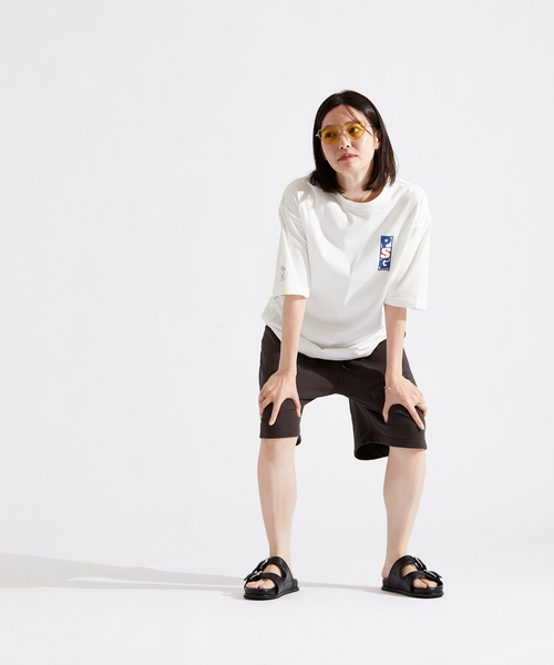 【Paris Saint-Germain】バーティカル ロゴプリント Tシャツ（Tシャツ/カットソー）｜PARIS SAINT-GERMAIN（パリ・サン＝ジェルマン）