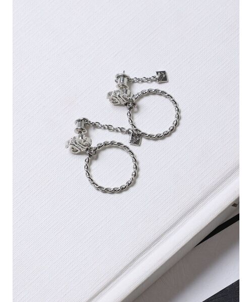 GYDA（ジェイダ）の「JEYSUSシンメトリーGGピアス（ピアス（両耳用）・レディース・シルバー/ゴールド・FREE）」の5枚目の写真