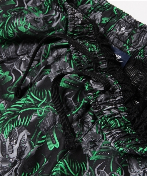 NIKE SPORTSWEAR（ナイキスポーツウェアー）の「メンズ ナイキ フラワー ショーツ ハワイアン ハーフパンツ NIKE FLOW SHORT- AOP HAWAII 678973（その他パンツ・メンズ・グレー/ピンク/イエロー/ライトグリーン・SMALL/X-LARGE/LARGE/MEDIUM）」の8枚目の写真