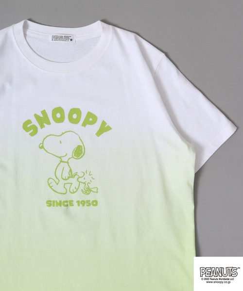 PEANUTS(ピーナッツ)の「PEANUTS スヌーピー グラデーション 半袖 Tシャツ(Tシャツ/カットソー・レディース・ブルーグレー/イエロー/オレンジ/ブルー/グリーン/ピンク・M/L/LL)」の3枚目の写真