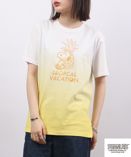 PEANUTS(ピーナッツ)の「PEANUTS スヌーピー グラデーション 半袖 Tシャツ(Tシャツ/カットソー・レディース・ブルーグレー/イエロー/オレンジ/ブルー/グリーン/ピンク・M/L/LL)」の21枚目の写真