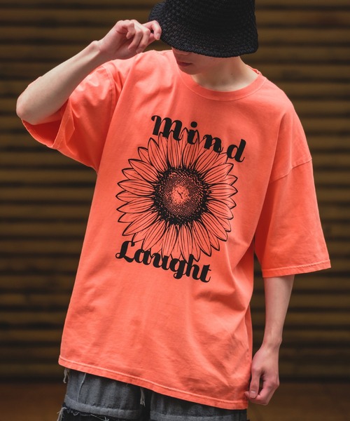 improves(インプローブス)の「【UAU】Mind Laught フラワープリント ピグメント加工 半袖Tシャツ(Tシャツ/カットソー・メンズ・ホワイト/ピンク/オレンジ/ミント/ネイビー/ブルー/カーキ/ブラック・MEDIUM/LARGE/X-LARGE)」の8枚目の写真
