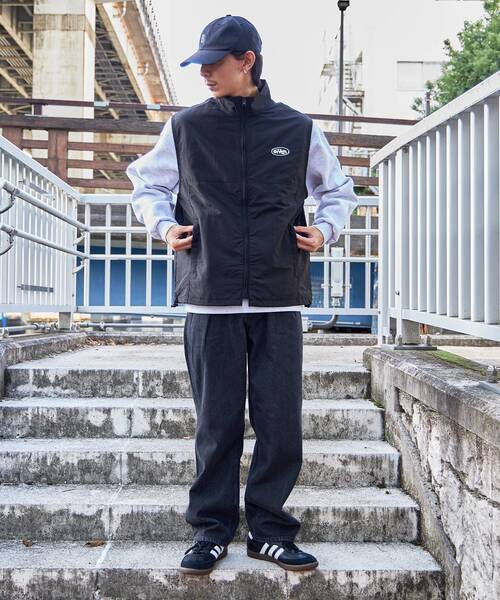 FFEIN(フェイン)の「【FFEIN(フェイン)】ヴィンテージライクタックデニムパンツ(デニムパンツ・メンズ・チャコール/ブラック/ブルー・LARGE/SMALL/MEDIUM)」の4枚目の写真
