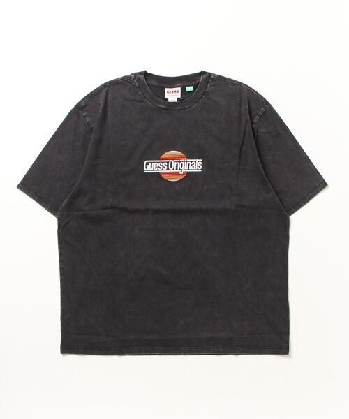 Guess（ゲス）の「GUESS Originals Vintage Logo Sunset Tee Tシャツ（Tシャツ/カットソー・メンズ・ブラック/ホワイト・MEDIUM/LARGE/X-LARGE）」の5枚目の写真