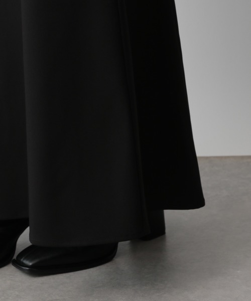 LOWRYS FARM(ローリーズファーム)の「ハイウエストマーメイドスカート(スカート・レディース・カーキ/モカ/ブルーグレー/ブラック/ベージュ/ネイビー/ライトブラウン・マルチサイズ)」の12枚目の写真