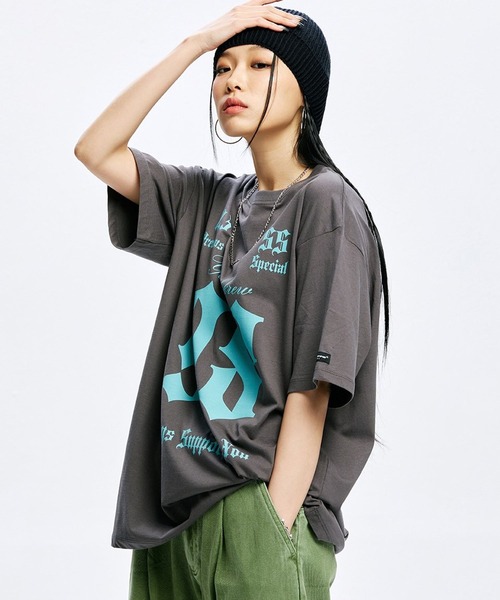 ALAND(エーランド)の「YOUTHKREW/SナンバーラウンドT 2970882(Tシャツ/カットソー・レディース・ブラック/ホワイト/チャコール・FREE)」の4枚目の写真