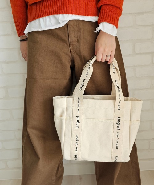 Ungrid（アングリッド）の「【Ungrid/アングリッド】キャンバス ロゴテープミニトートバッグ（トートバッグ・レディース・アイボリー/ブラック/ブラック系その他・FREE）」の18枚目の写真