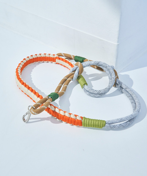 macaroni edge（マカロニエッジ）の「〈macaroni edge/マカロニエッジ〉ソロモン編みスマホショルダーストラップ（スマホグッズ・レディース・ピンクベージュ/ホワイト×パープル/ミックスグレー/ブルーグレー/ブラック×ホワイト/イエロー×グレー/ライトブルー/ライラック/ブラック×ピンク/オレンジ系/クリーム/シャーベット/ワインレッド/グレー系/ピンク系その他・ONE SIZE）」の15枚目の写真