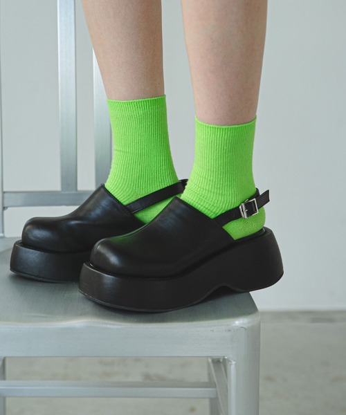 bohmal（ボマール）の「推し活カラーリブソックス（ソックス/靴下・レディース・ブルー/オレンジ/オフホワイト/イエロー/レッド/ブラック/ピンク/ライム・FREE）」の4枚目の写真